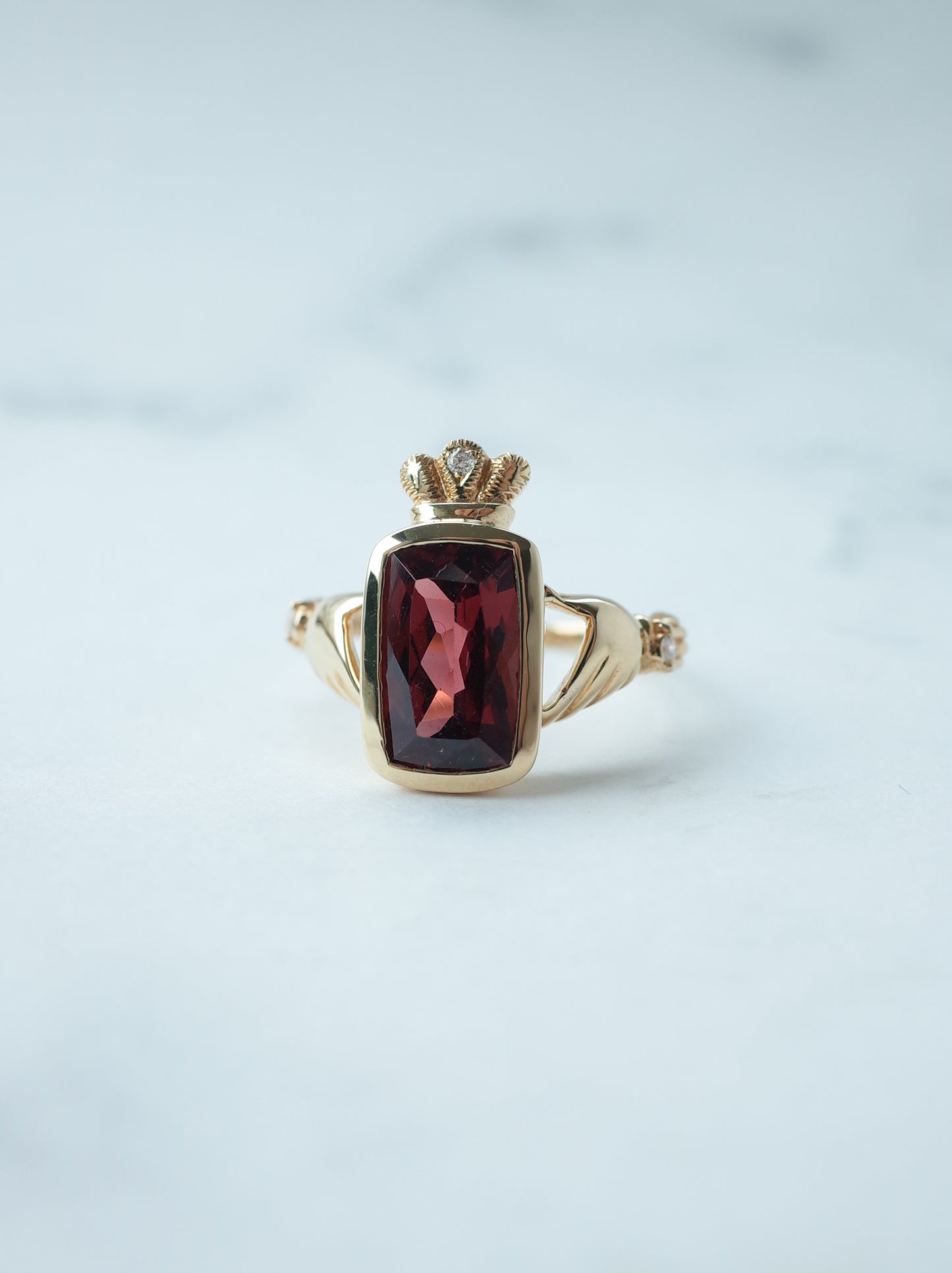 Rhodolite Garnet Claddagh Ring