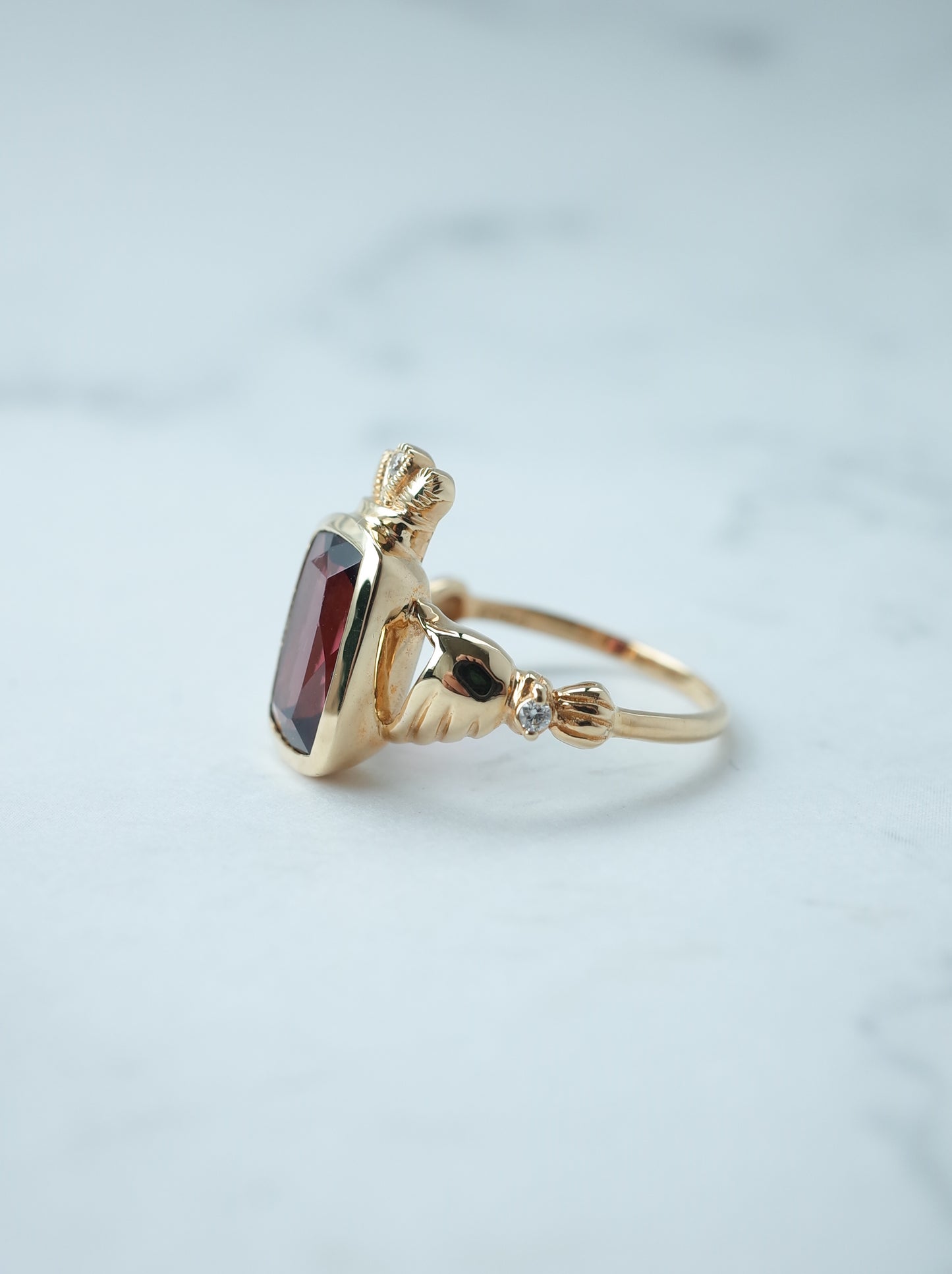 Rhodolite Garnet Claddagh Ring