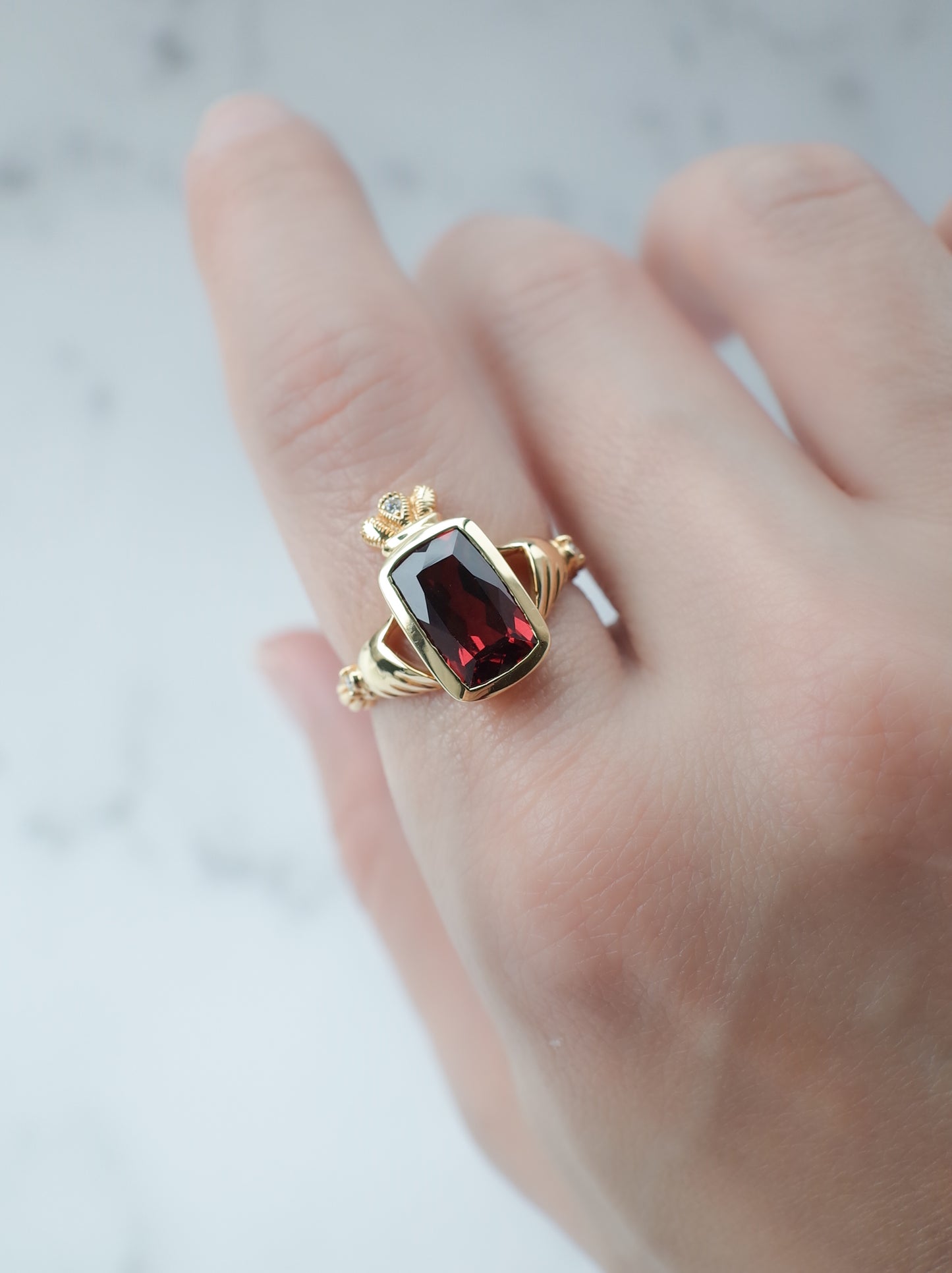 Rhodolite Garnet Claddagh Ring