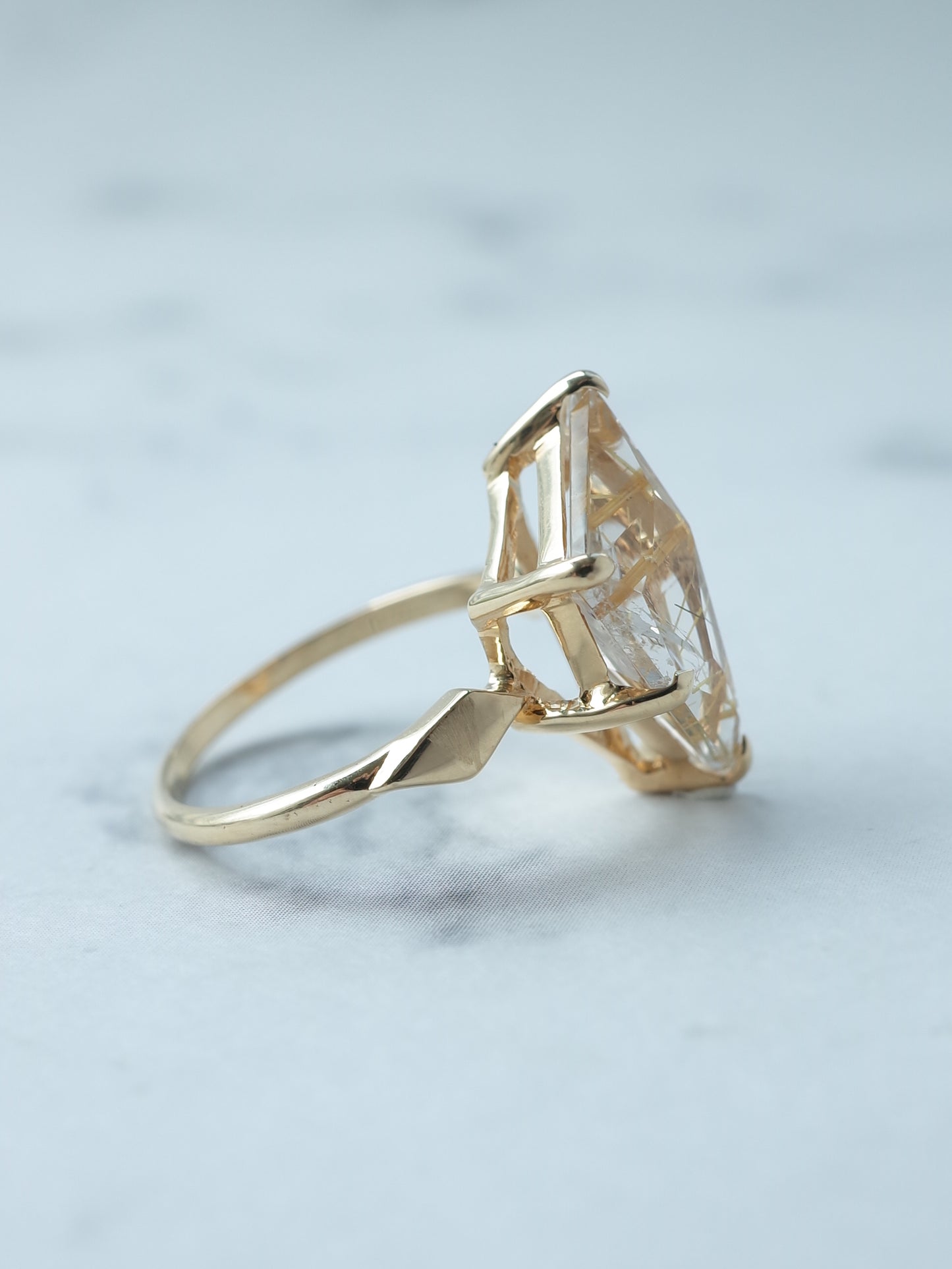 Rutilated Quartz / cut by CANNA