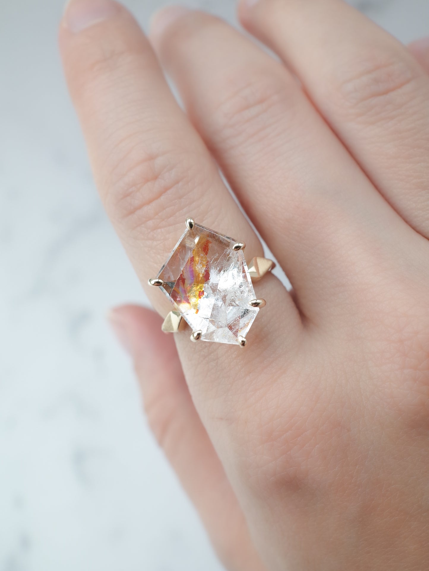 Aurora Quartz  / cut by CANNA - 1