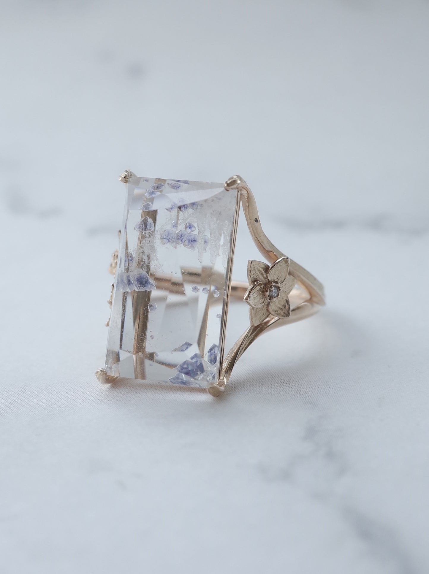 Fluorite in Quartz / cut by CANNA - d1