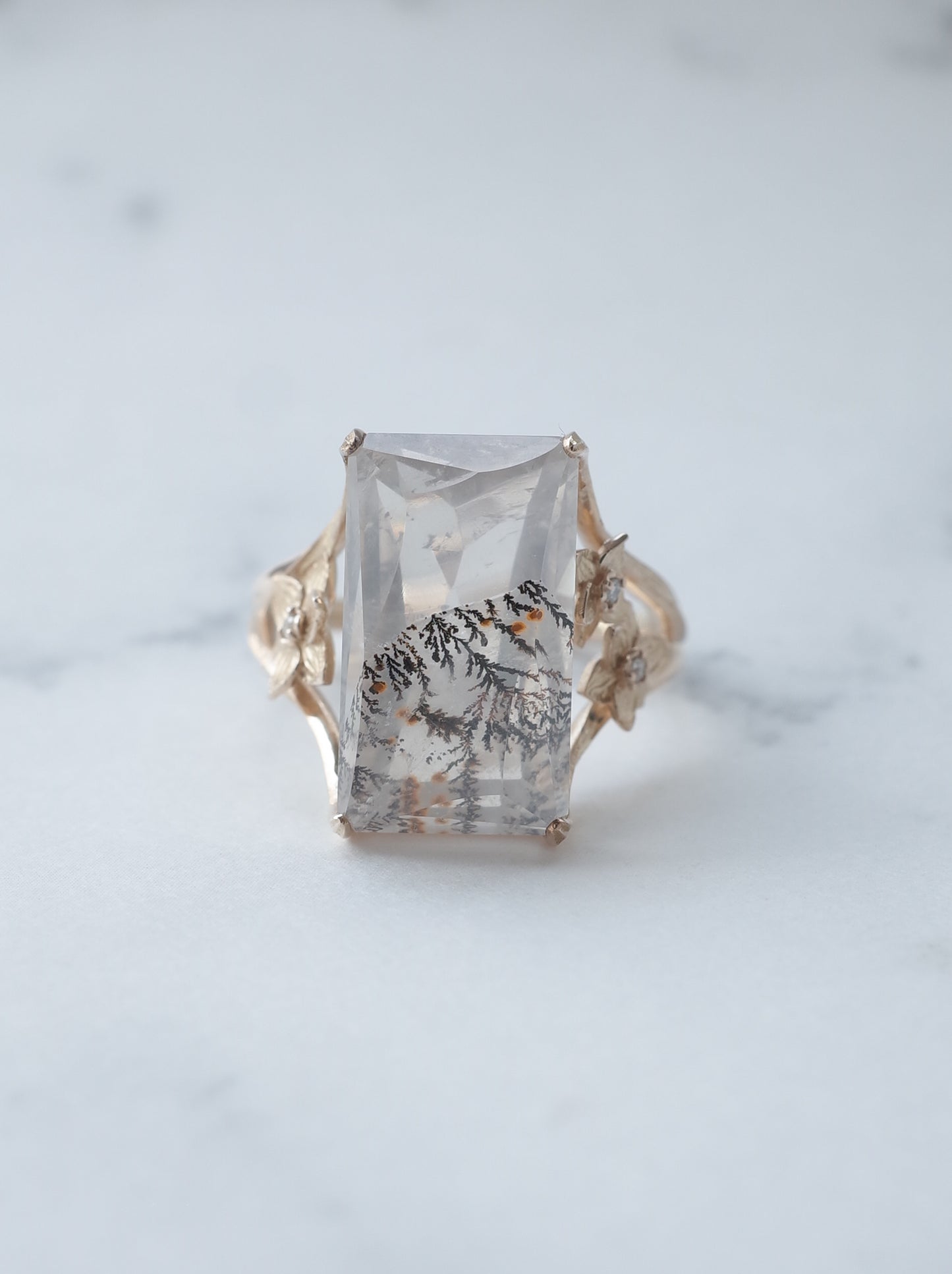 Dendritic Quartz / cut by CANNA - d4