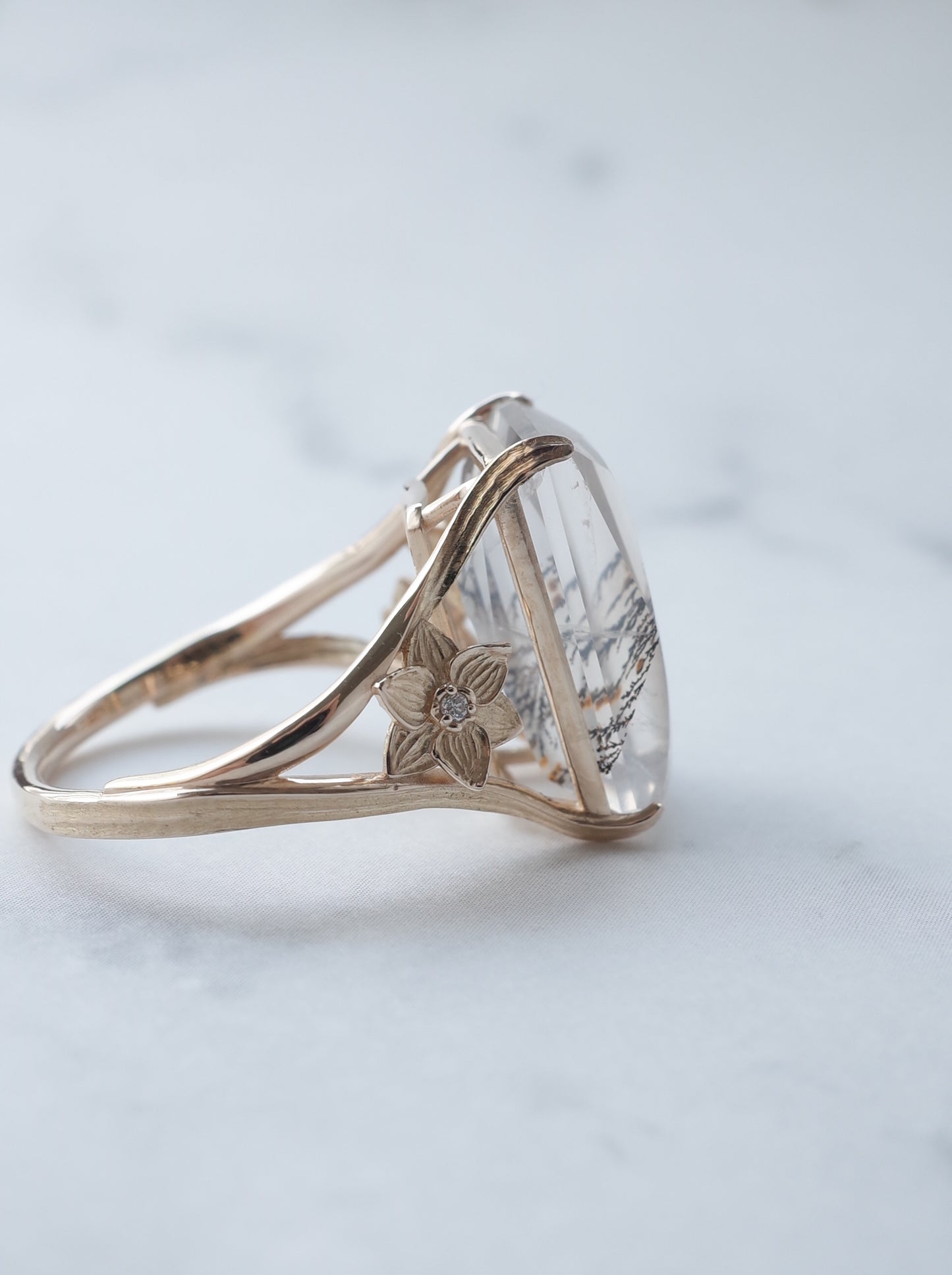 Dendritic Quartz / cut by CANNA - d4