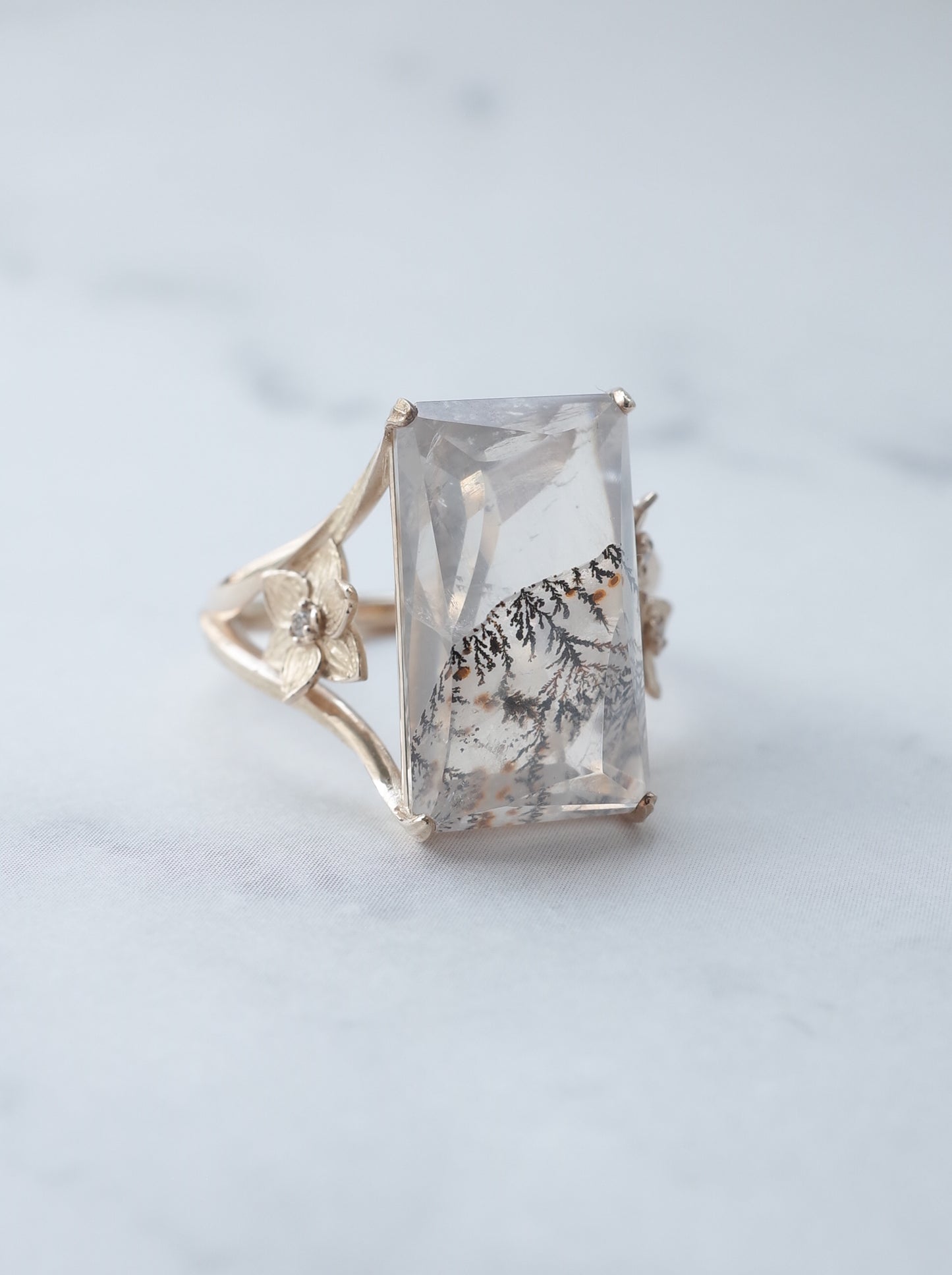 Dendritic Quartz / cut by CANNA - d4