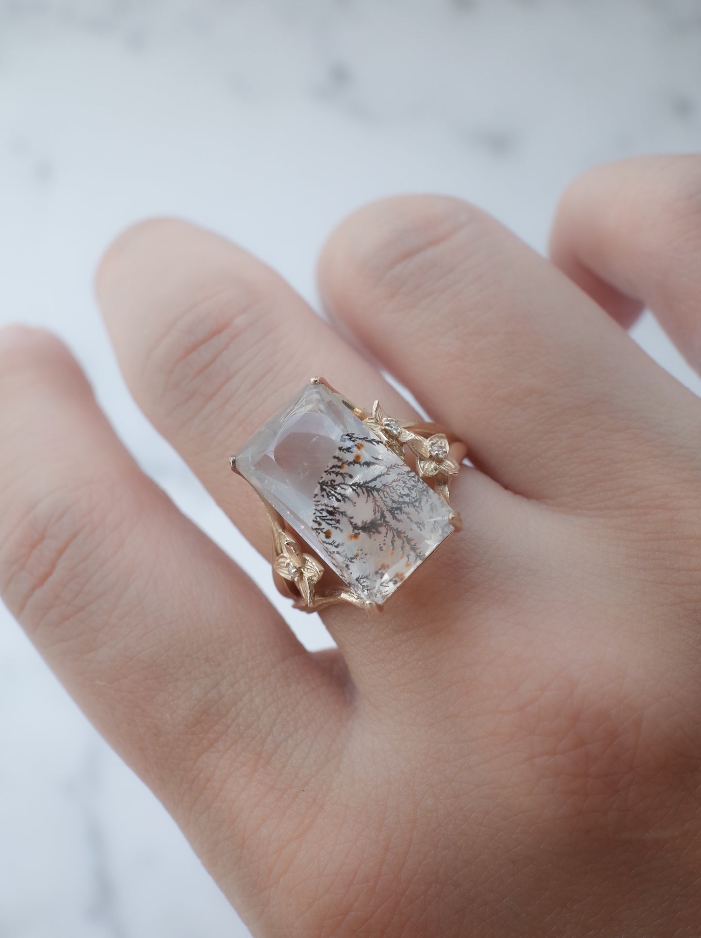 Dendritic Quartz / cut by CANNA - d4