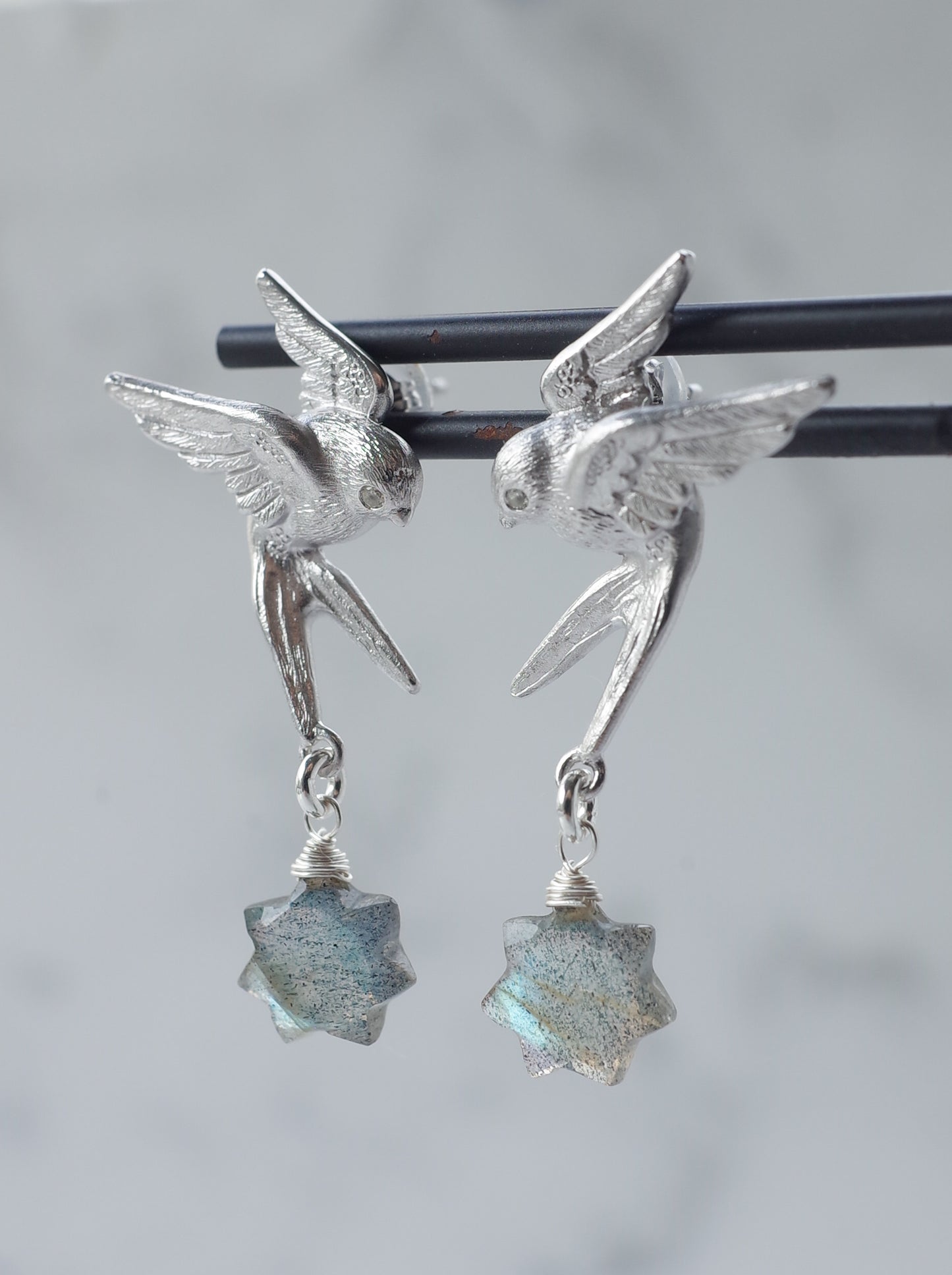 SWALLOW stud earrings with STAR