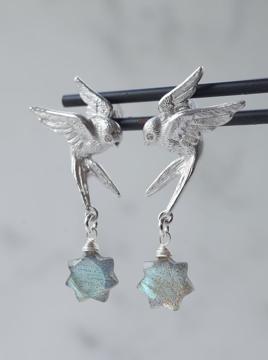 SWALLOW stud earrings with STAR