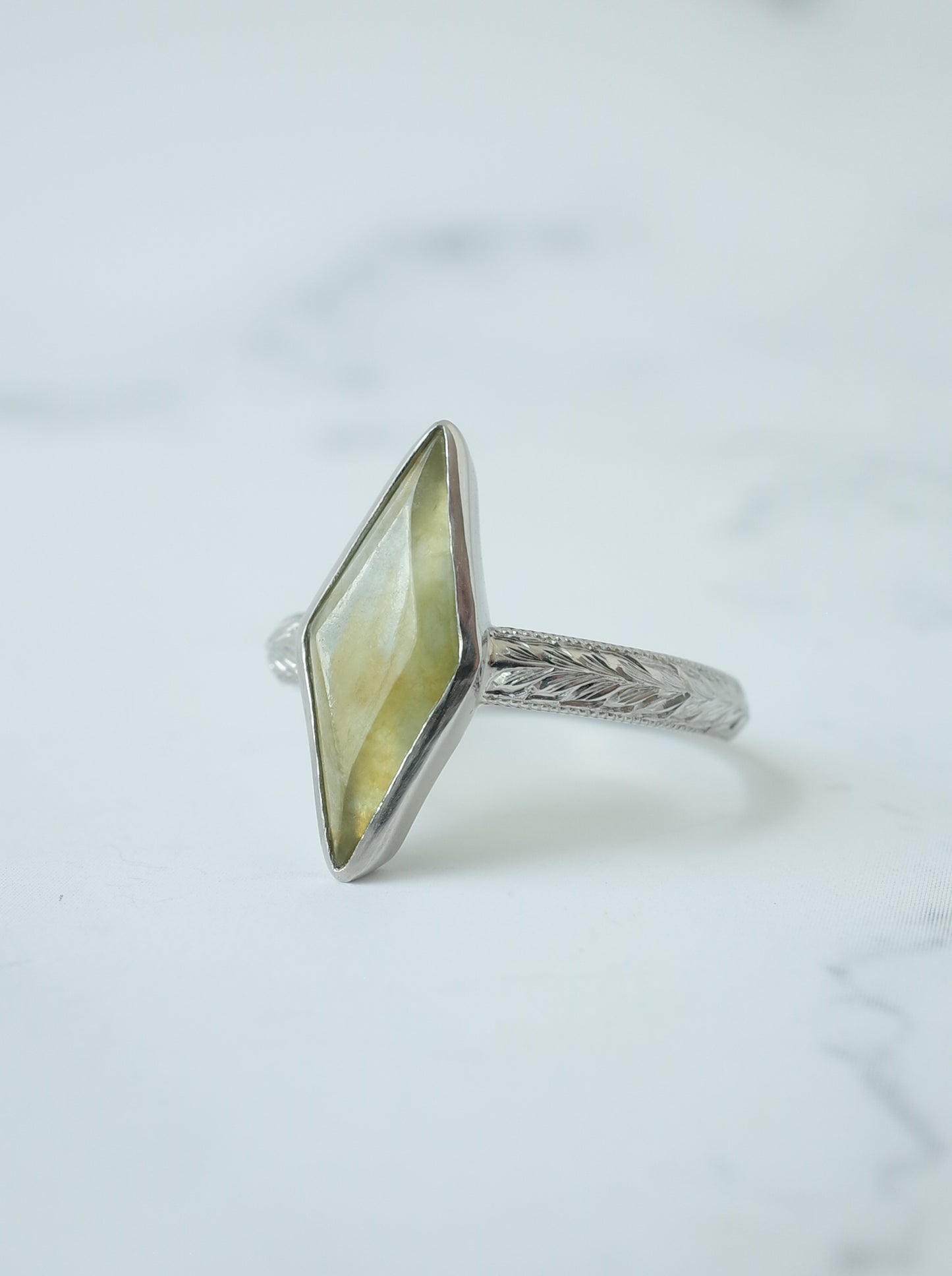 Jadeite Hawaiian Ring - 8