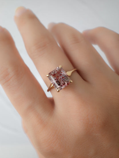 Lepidocrocite in Quartz Ring