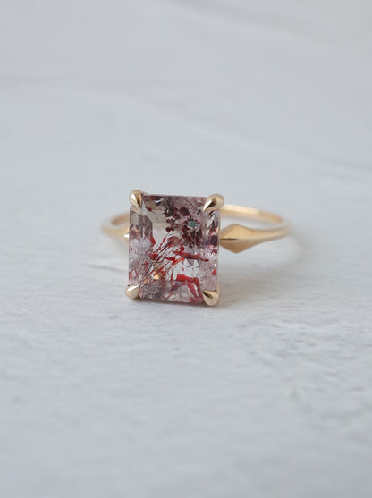 Lepidocrocite in Quartz Ring