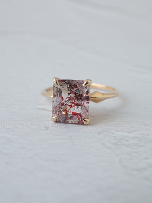 Lepidocrocite in Quartz Ring