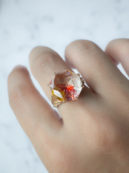 Aurora Quartz Ring / cut by CANNA -f1