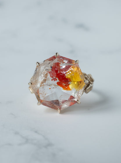 Aurora Quartz Ring / cut by CANNA -f1