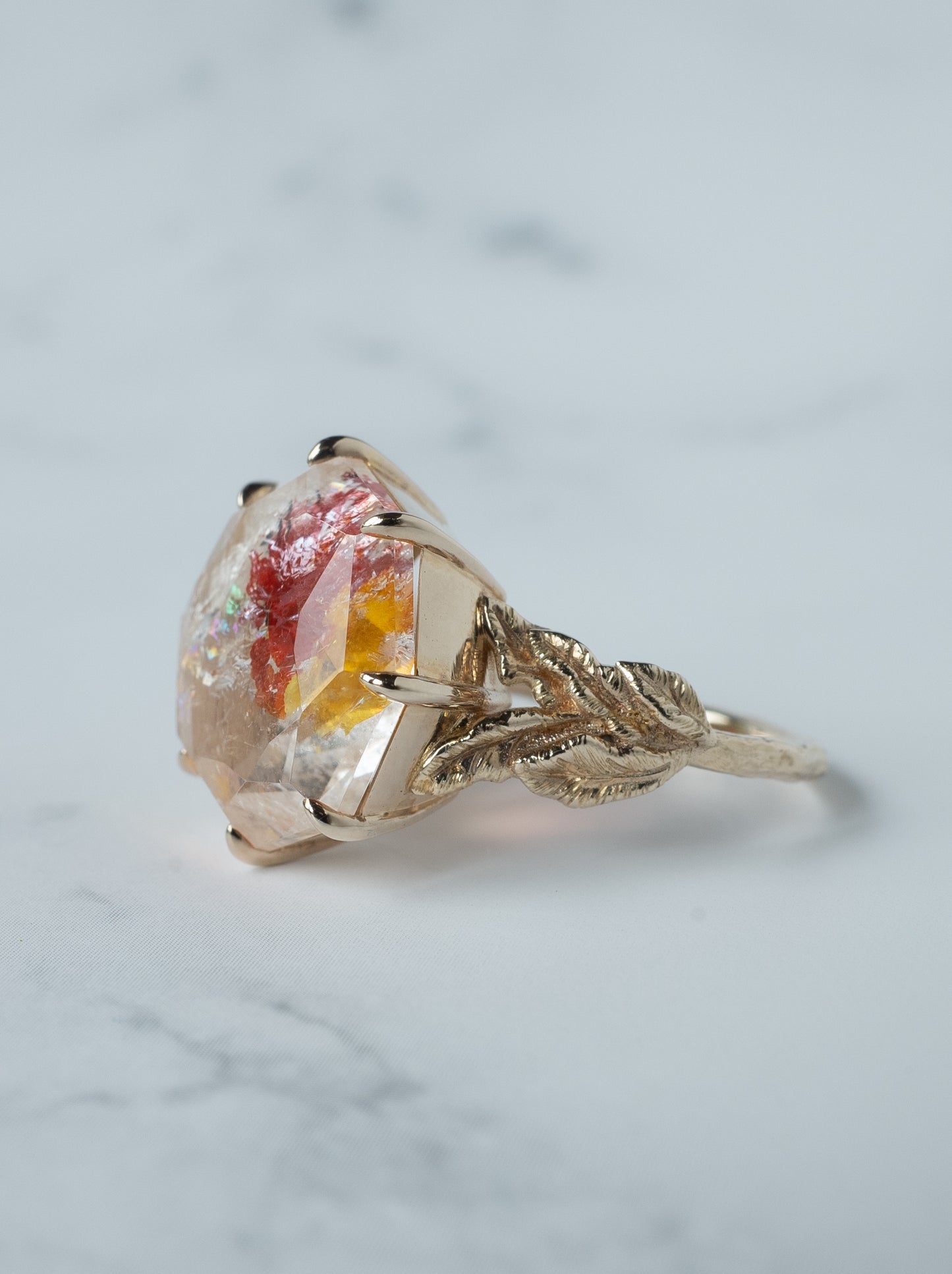 Aurora Quartz Ring / cut by CANNA -f1