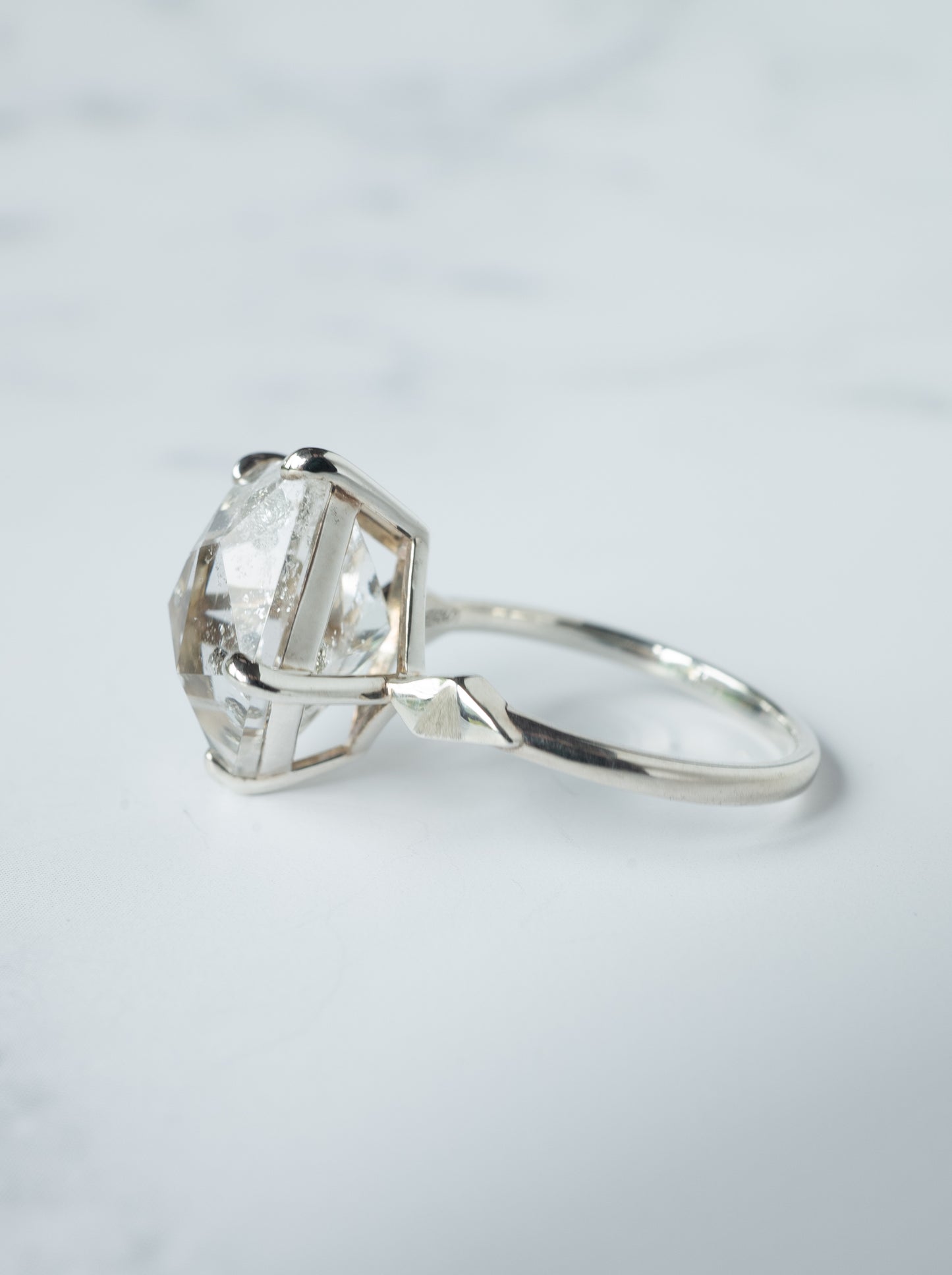 Pyrite in Quartz Ring / cut by CANNA