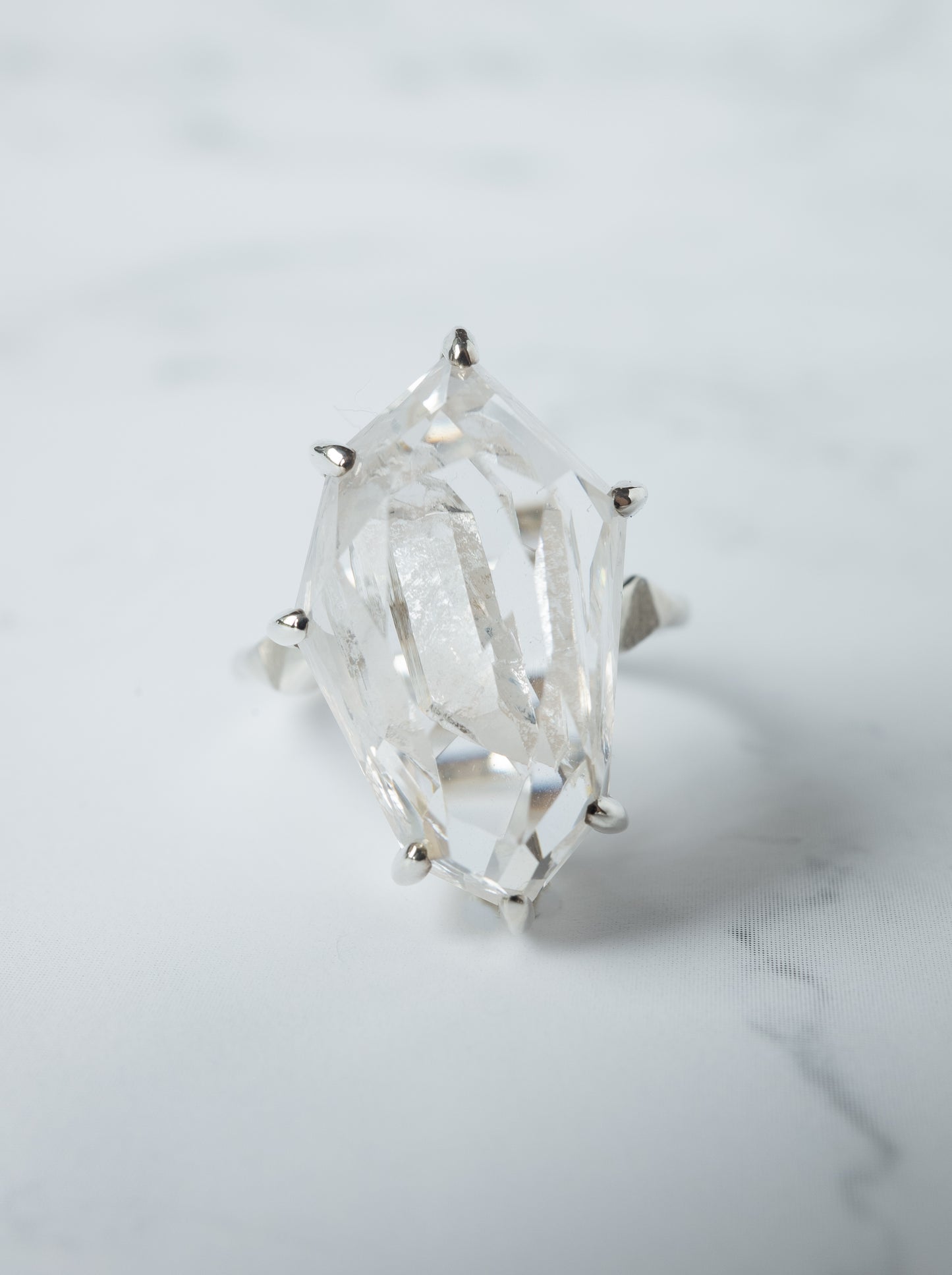 Quartz in Quartz Ring - 1  / cut by CANNA