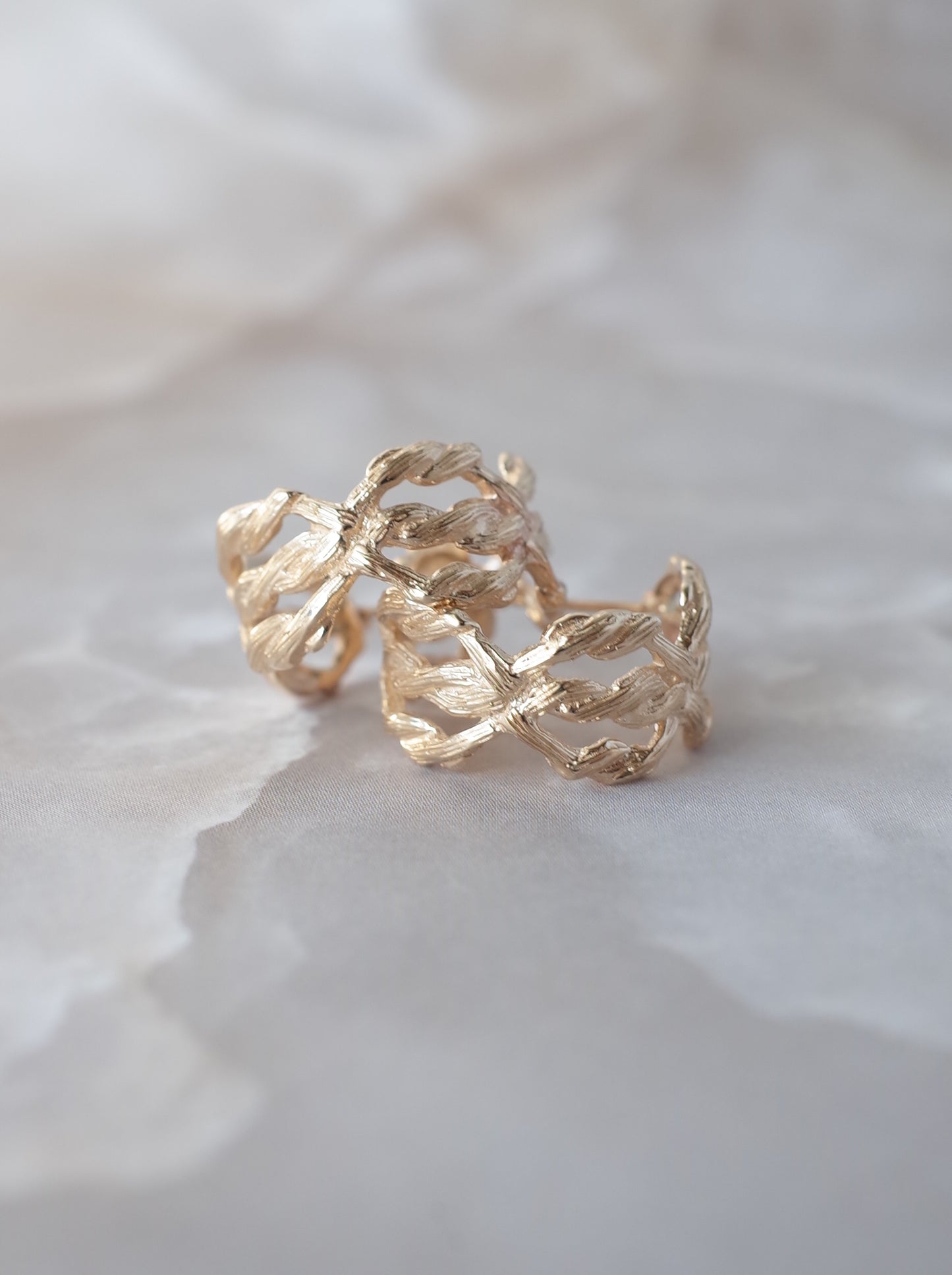 ARAN Hoop Earrings - K10YG -