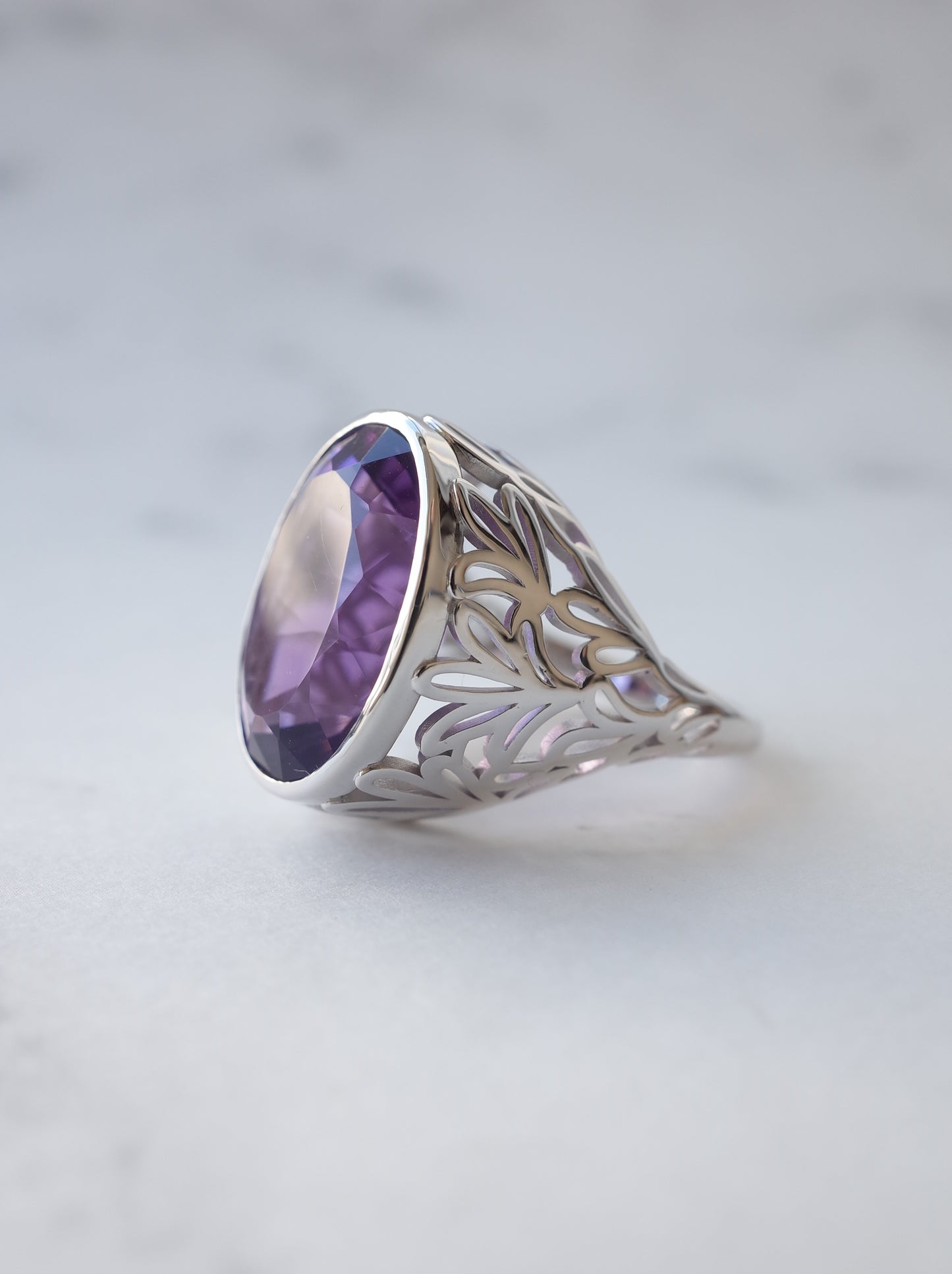 AGAPANTHUS Amethyst Ring