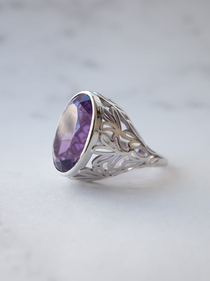 AGAPANTHUS Amethyst Ring