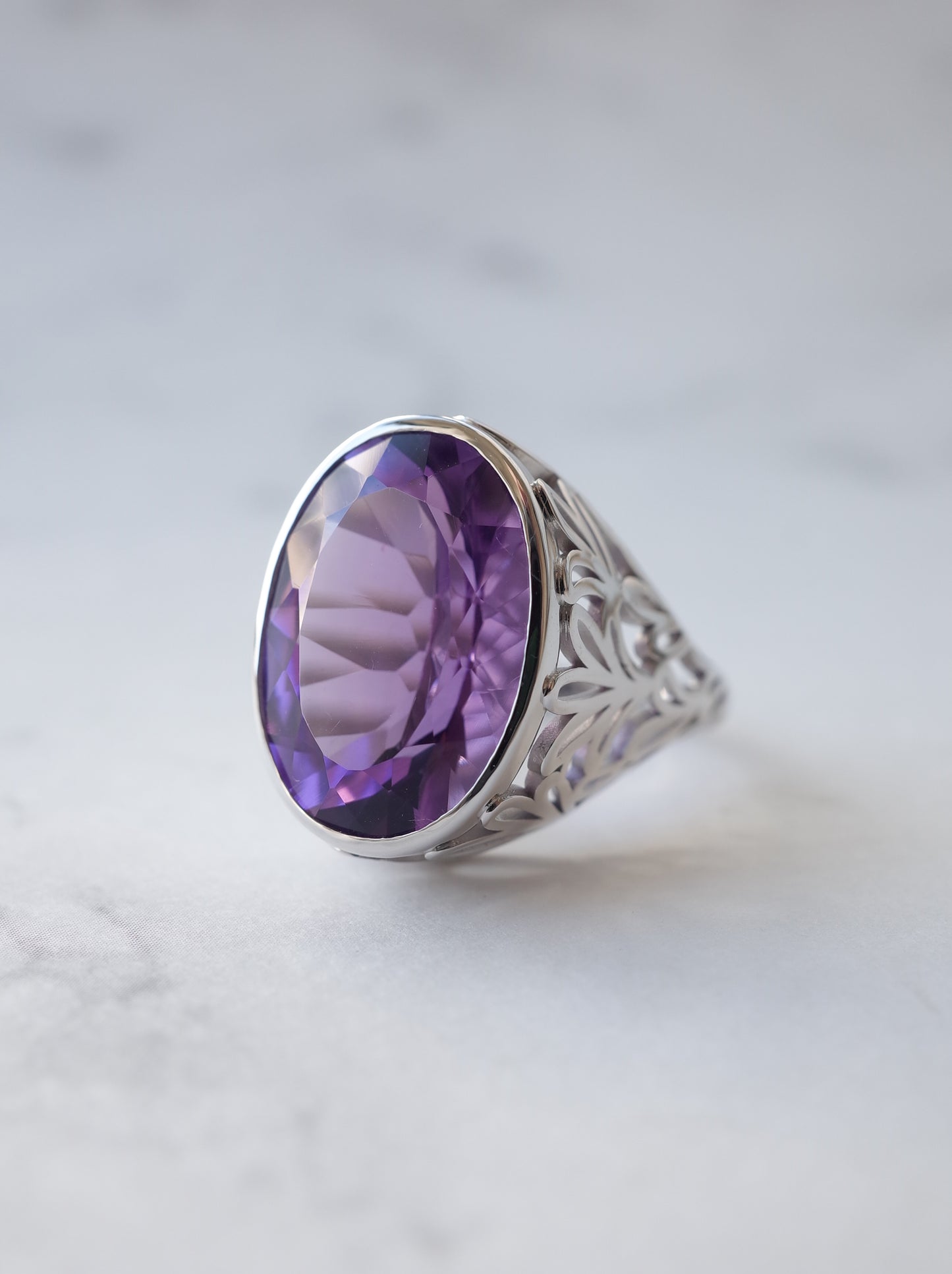 AGAPANTHUS Amethyst Ring