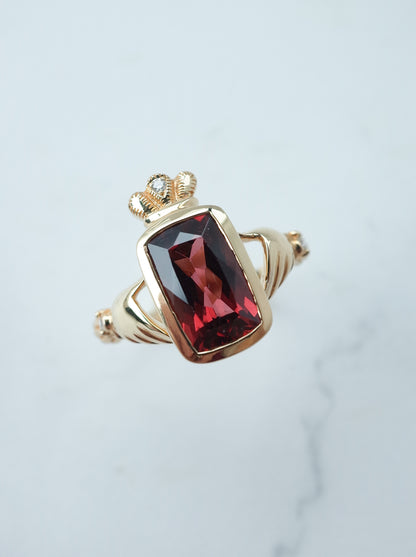 Rhodolite Garnet Claddagh Ring