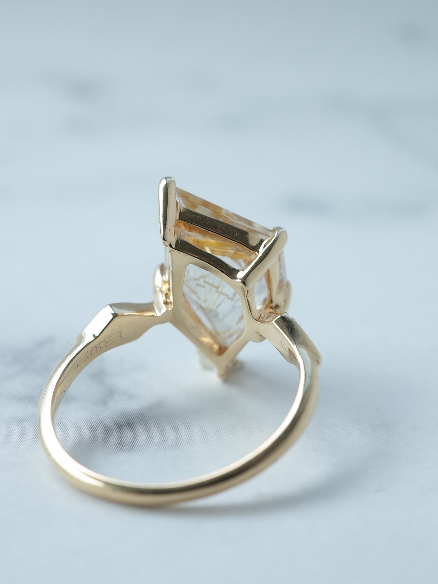 Rutilated Quartz / cut by CANNA