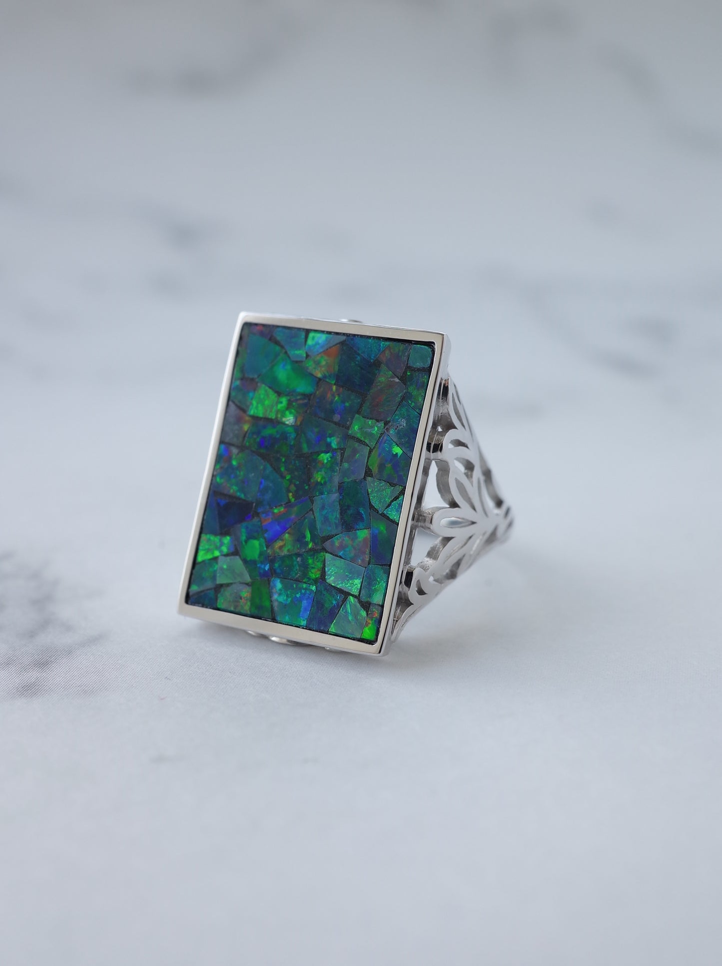 AGAPANTHUS Mosaic Opal Ring