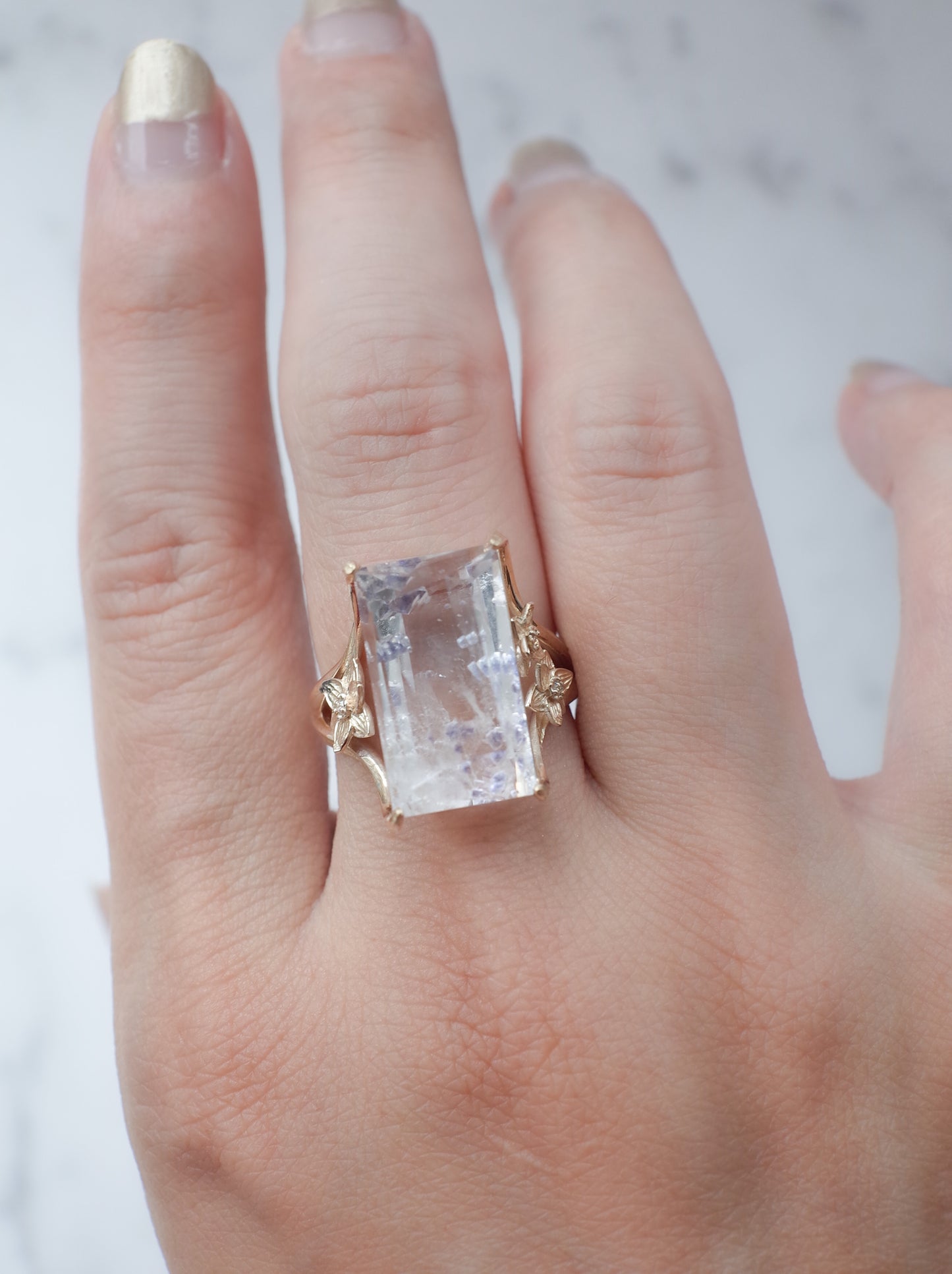 Fluorite in Quartz / cut by CANNA - d1