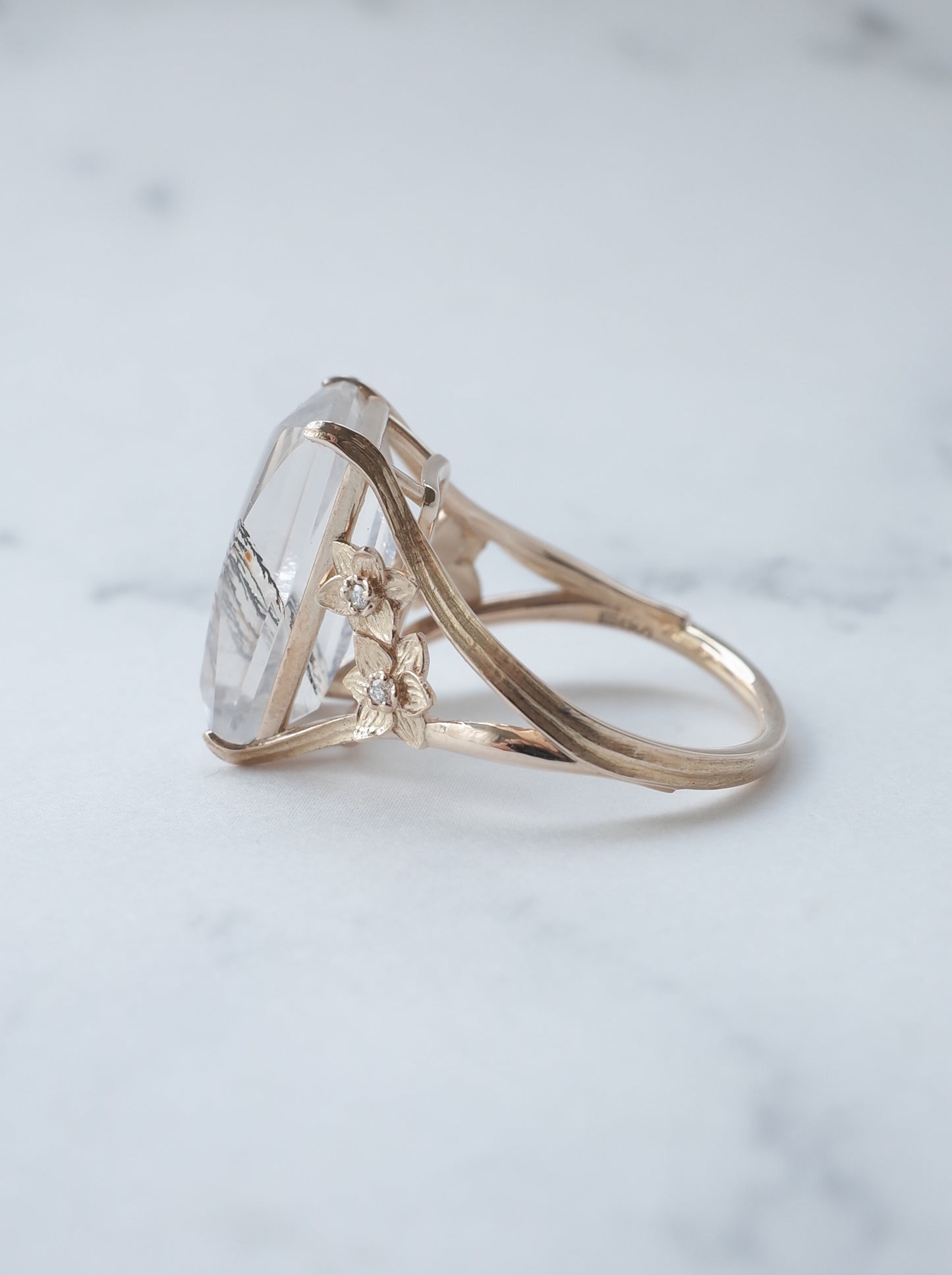 Dendritic Quartz / cut by CANNA - d4