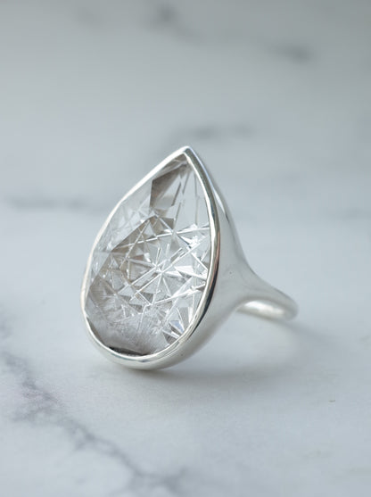 甲州貴石切子 Platinum Ruteilated Quartz Ring