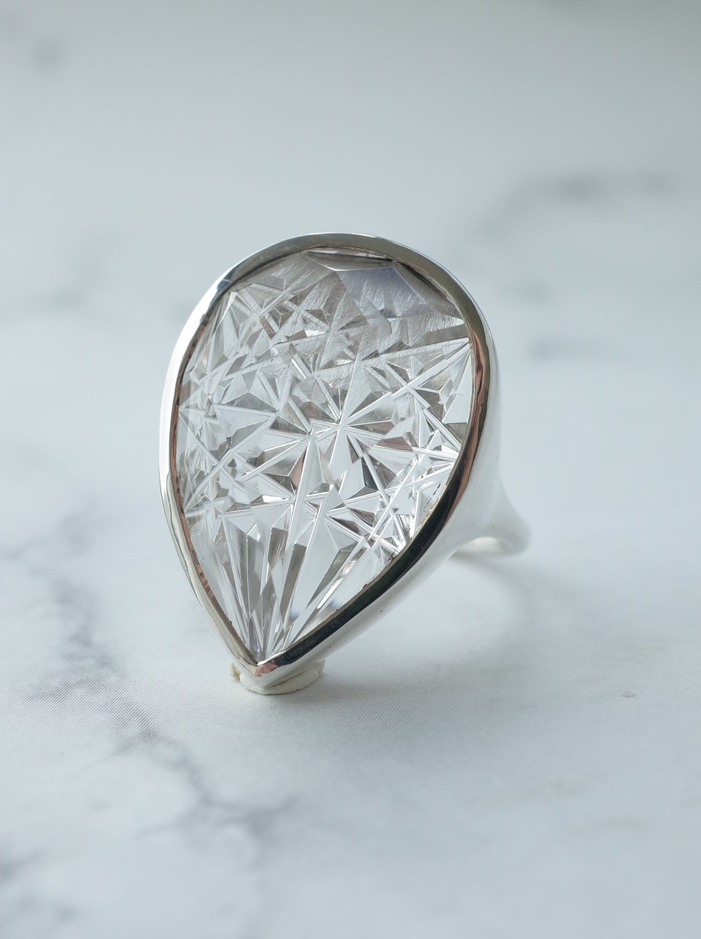 甲州貴石切子 Platinum Ruteilated Quartz Ring