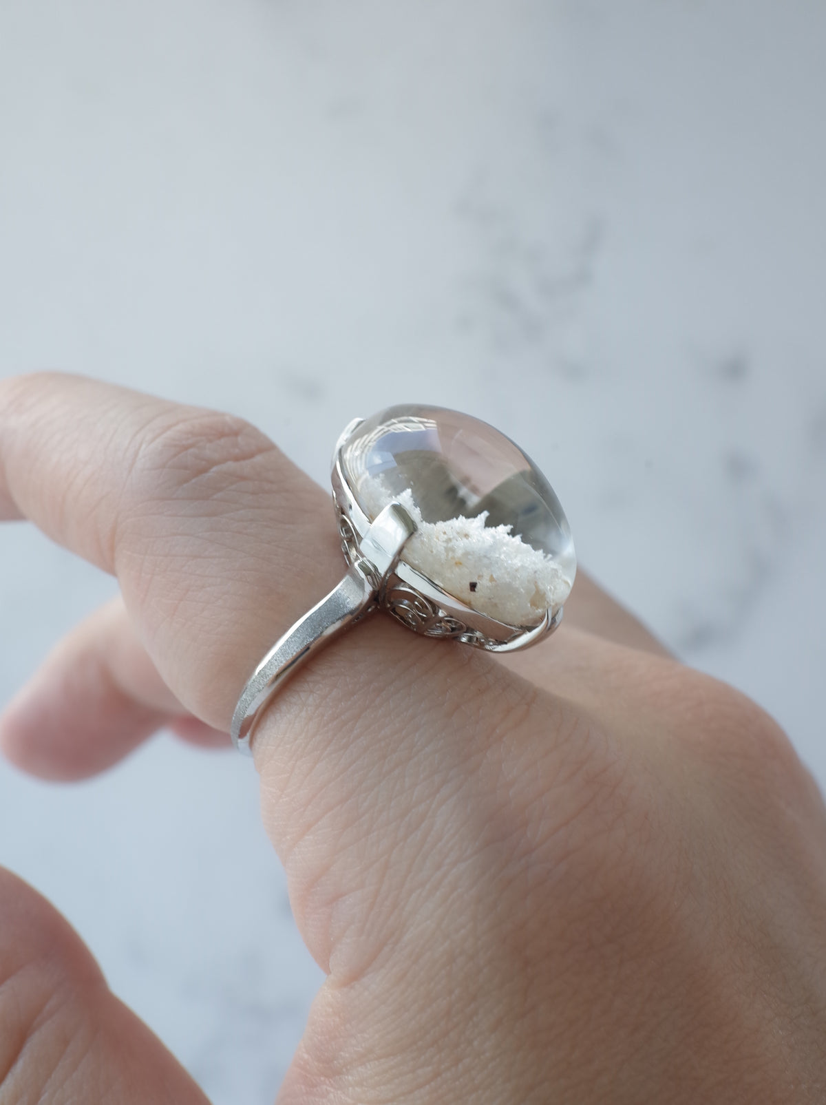 Neo Vintage White Garden Quartz Ring - 2