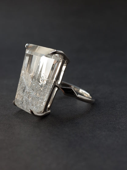 Crash Quartz Ring   / cut by CANNA