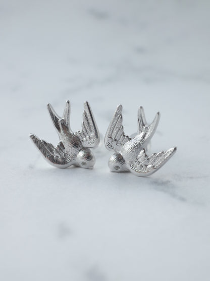 SWALLOW stud earrings