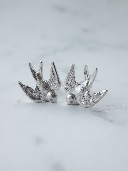 SWALLOW stud earrings