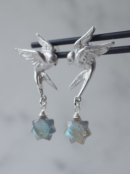 SWALLOW stud earrings with STAR