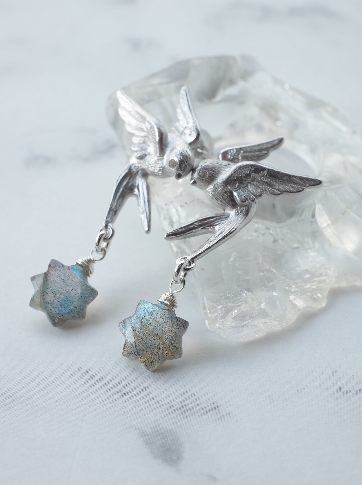SWALLOW stud earrings with STAR