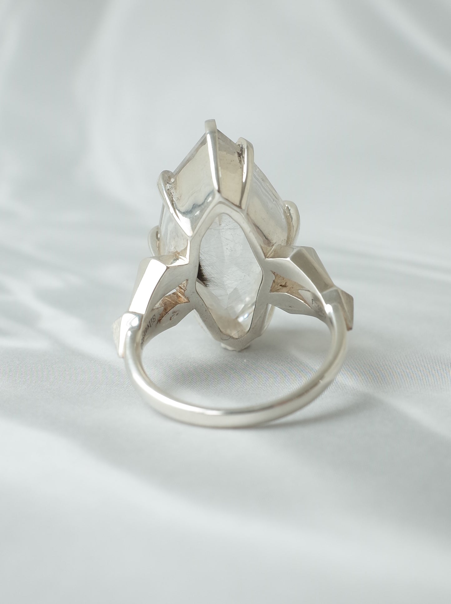 Platinum Ruteilated Quartz CRYSTALLIZE Ring  / cut by CANNA
