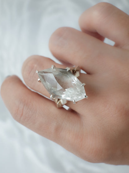 Platinum Ruteilated Quartz CRYSTALLIZE Ring  / cut by CANNA
