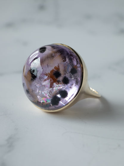 Romanechite in Quartz Ring