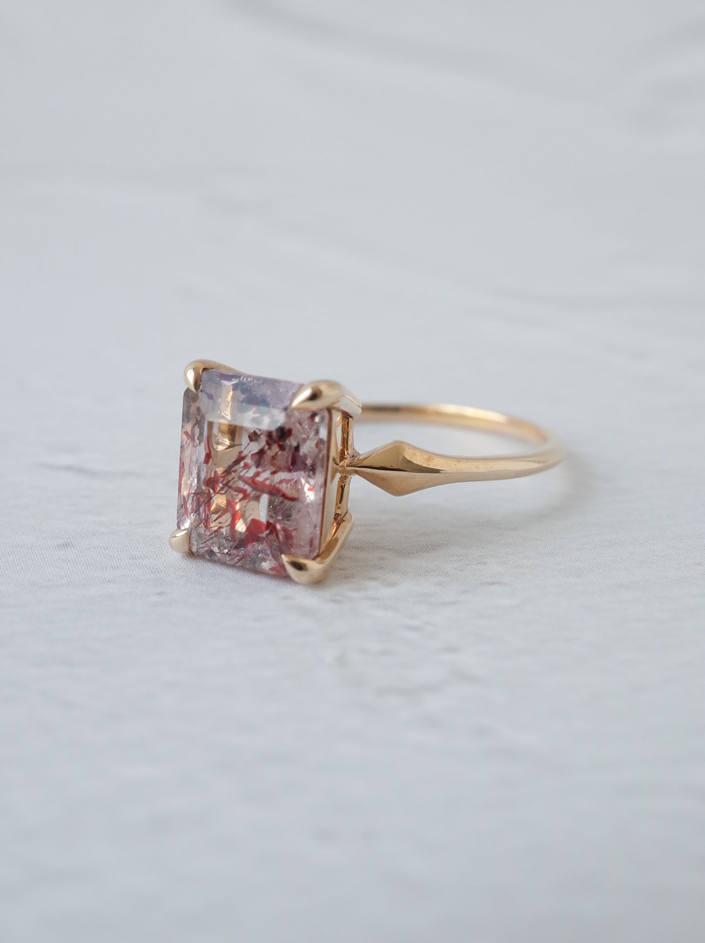 Lepidocrocite in Quartz Ring