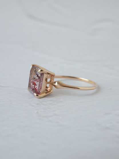 Lepidocrocite in Quartz Ring