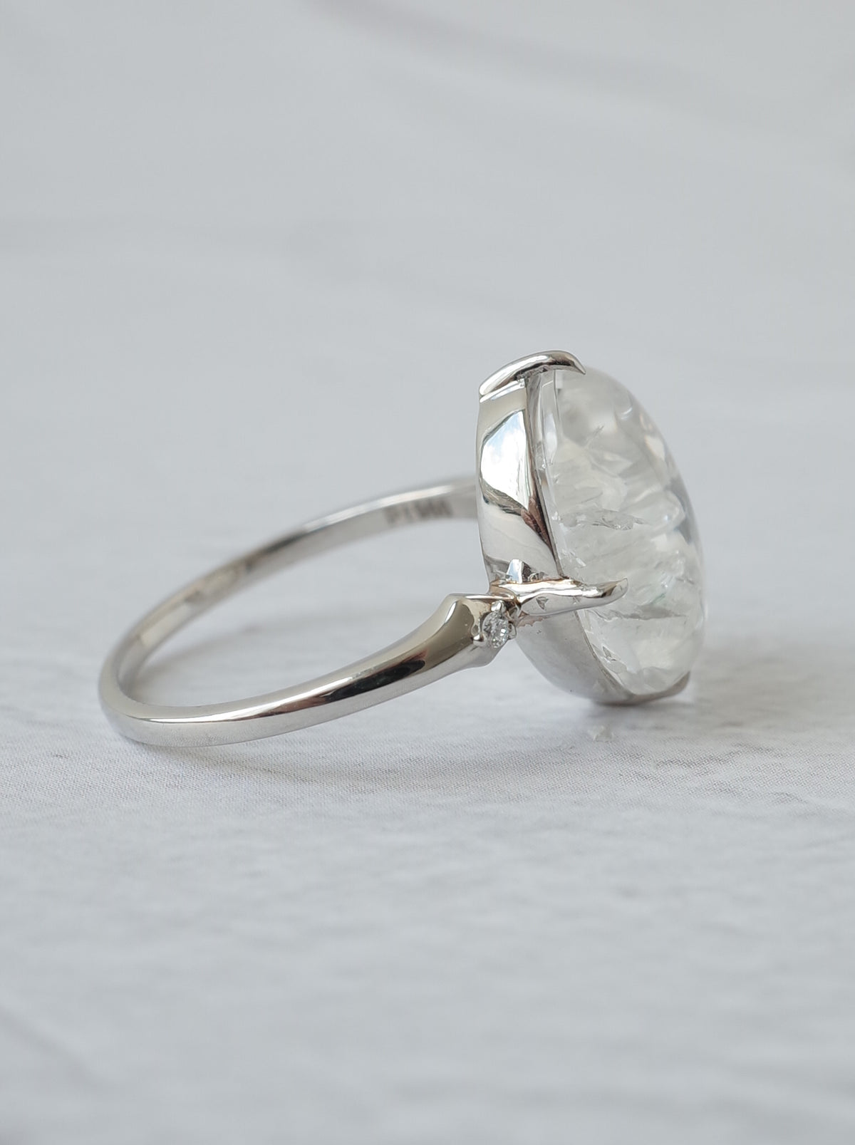 Quartz in Quartz Ring - 1　