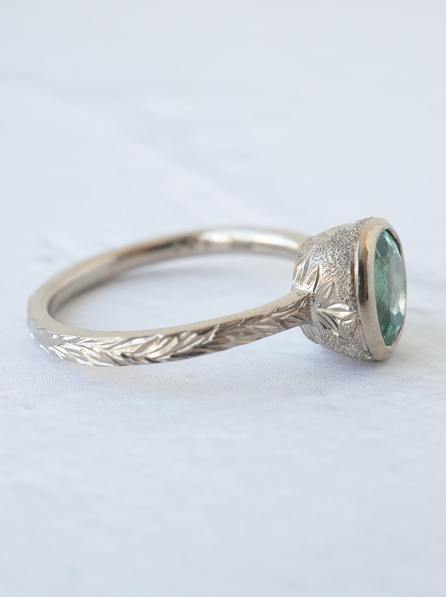 Eemerald Hawaiian Ring　