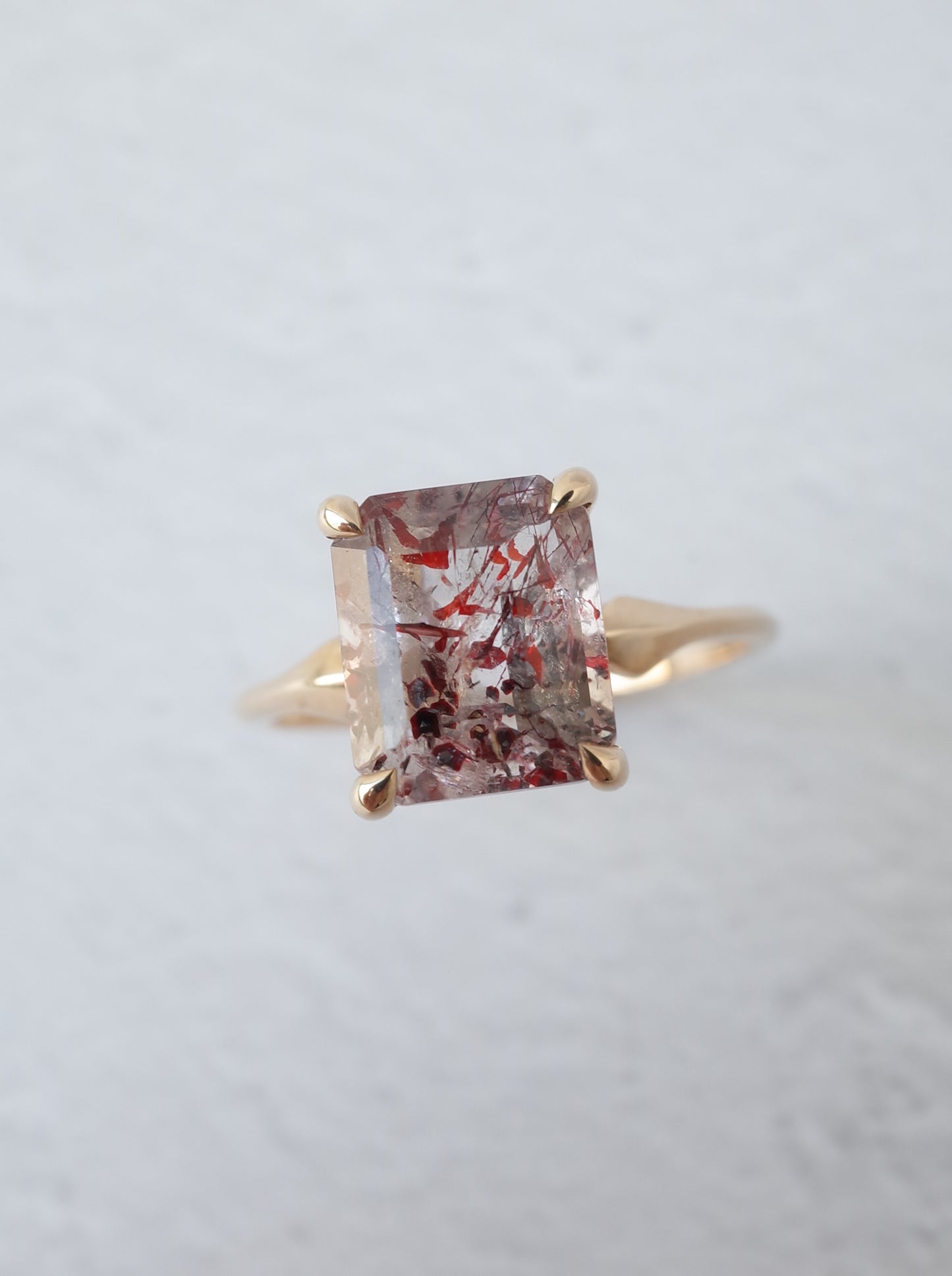 Lepidocrocite in Quartz Ring