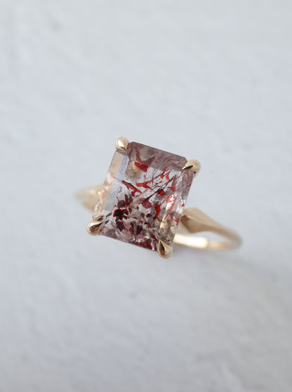 Lepidocrocite in Quartz Ring