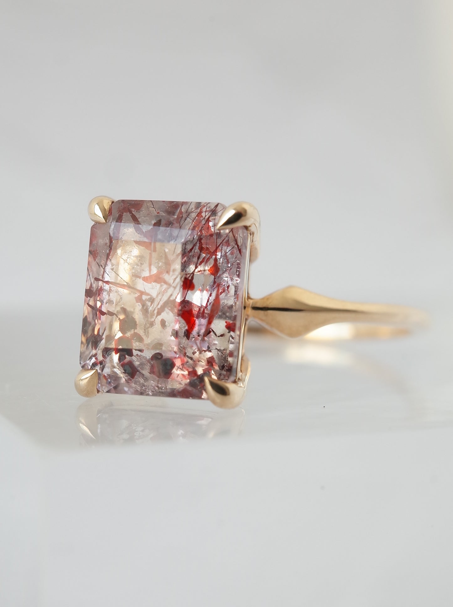 Lepidocrocite in Quartz Ring