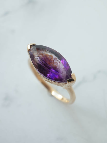 Goethite in Amethyst  Hawaiian Ring