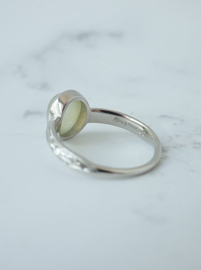 Jadeite Hawaiian Ring - 6